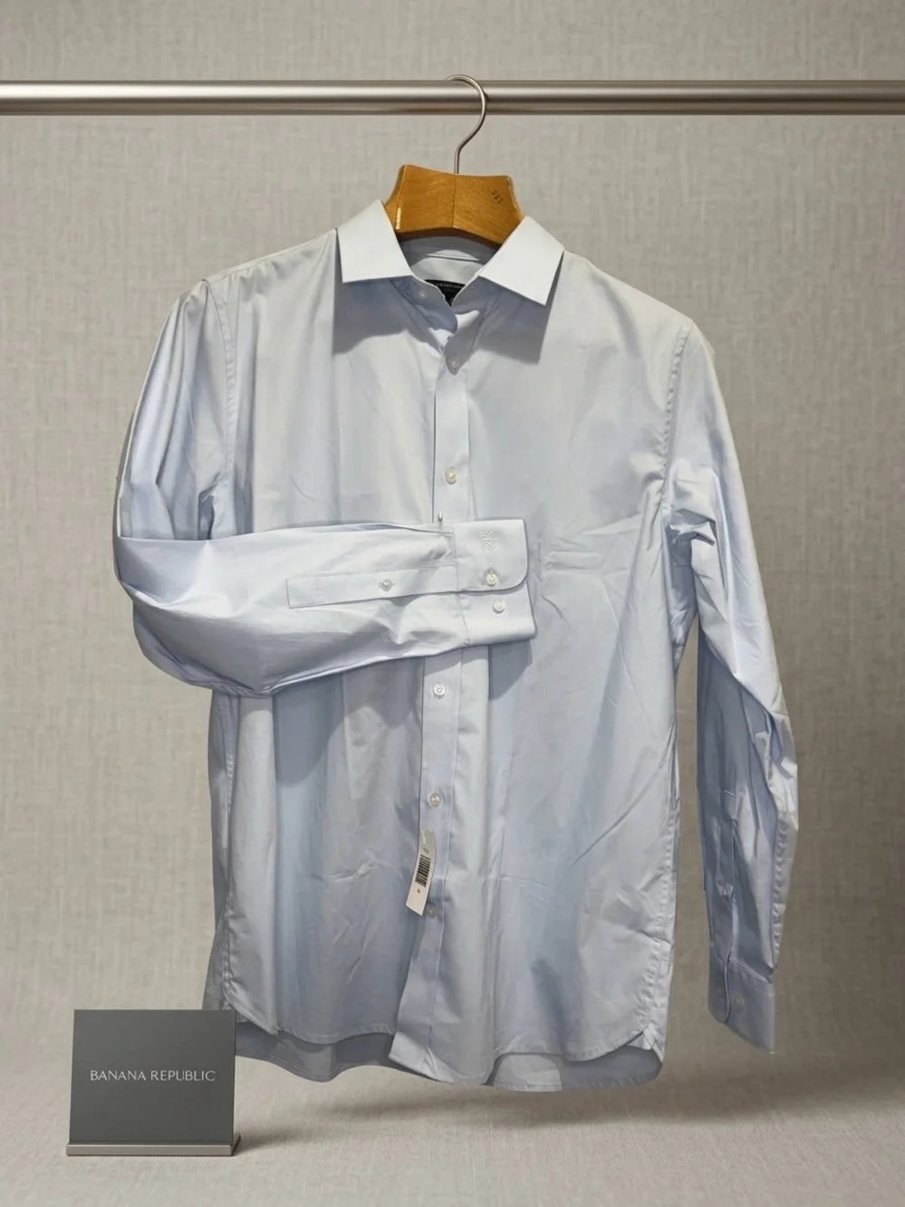 Banana Republic Men's Pale Blue Slim Fit Dress Shirt